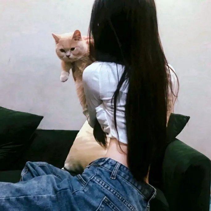不装了,我比英雄还强